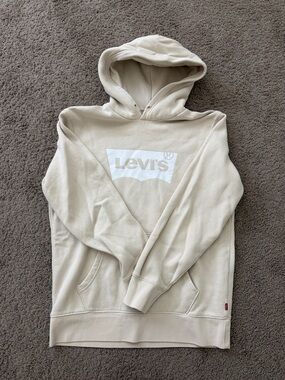 Levi's Cream Pullover Hoodie with White Logo